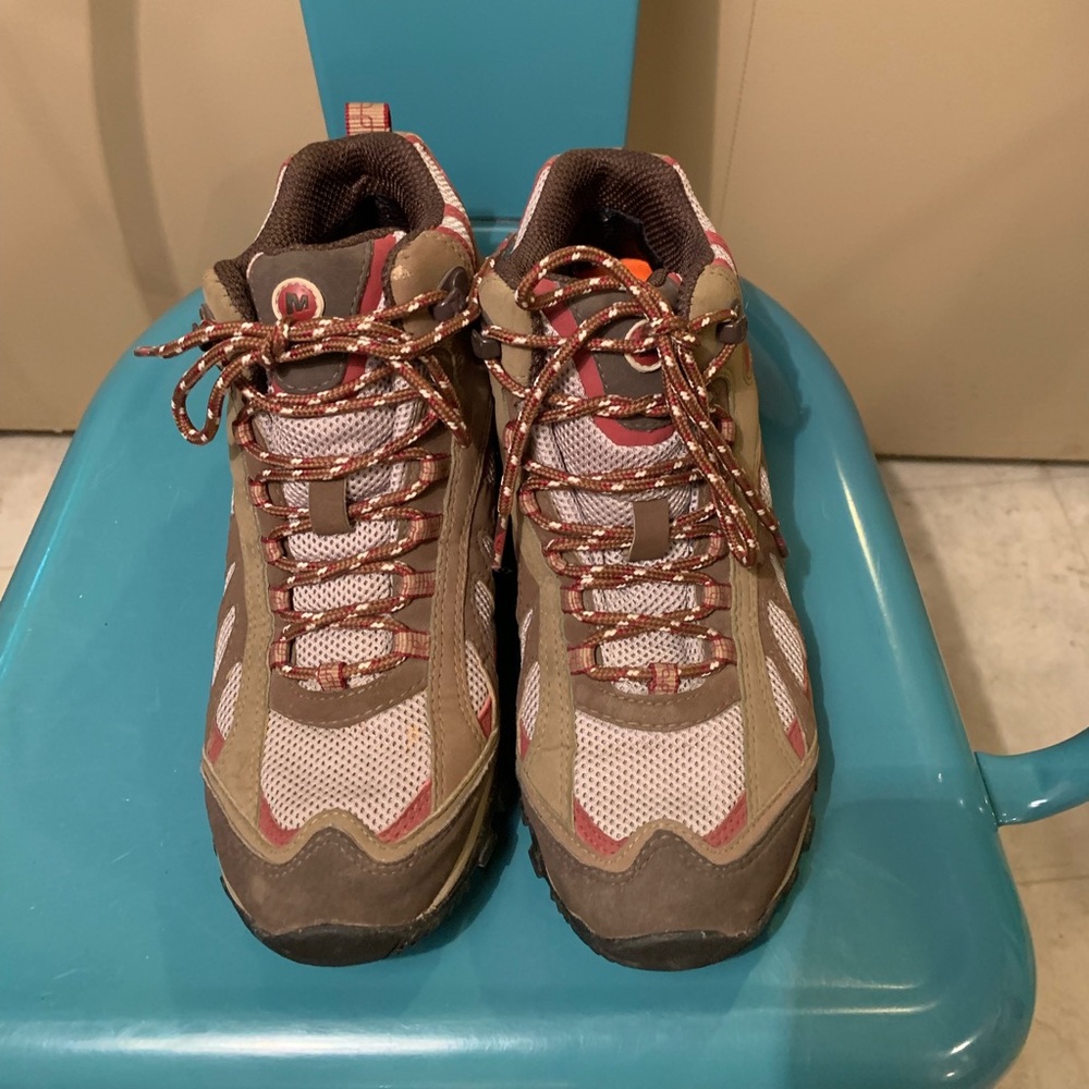 Women’s Merrell Siren Ventilator Mid Gore-Tex boot